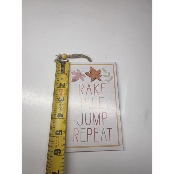 RAKE PIILE JUMP REPEAT Bead Sign Leaf Hang Autumn Harvest 6”x3.75” Colorful NEW! - Picture 2 of 2